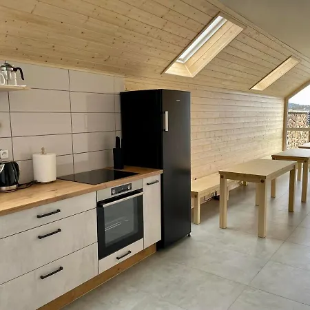 Pod Pecí Lenora