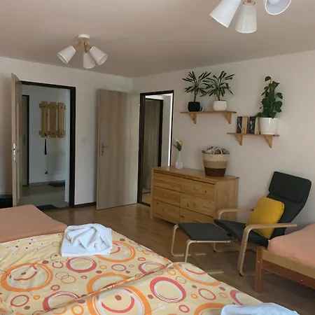 Pod Pecí Locanda 3*