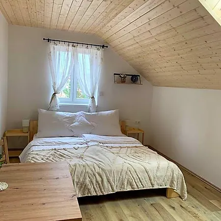 Pod Peci 3* Lenora